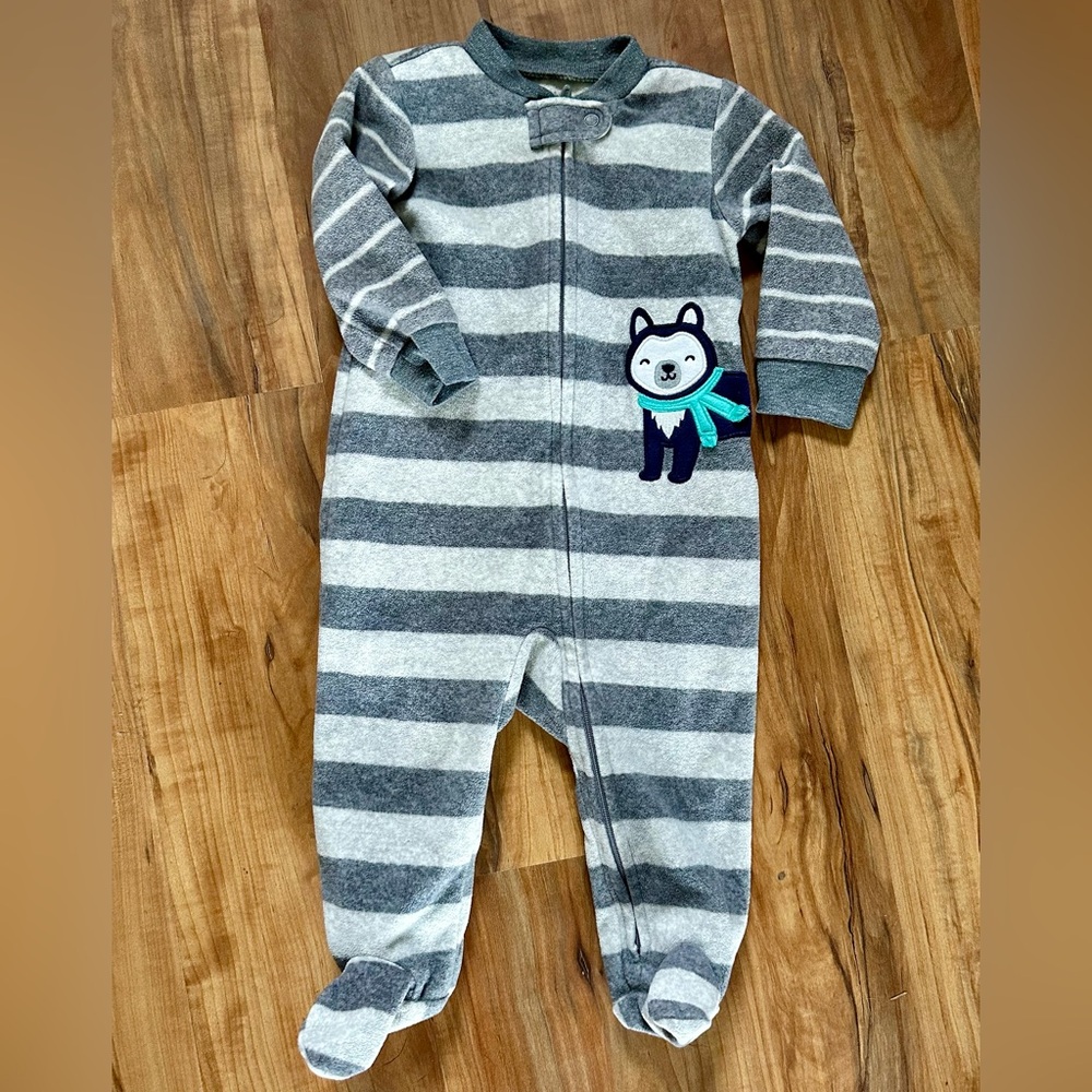 🦋Carter’s Fleece Footie